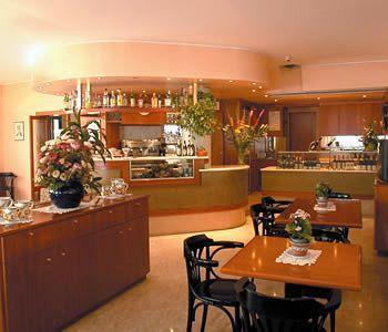 Rosa Hotel 3*